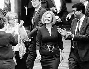 Приход к власти «кровожадной» Трасс устраивает Россию