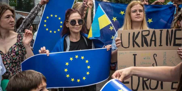 Евросоюз ждёт кровавый шалман «Украина» с распростёртыми объятиями. Голос Мордора