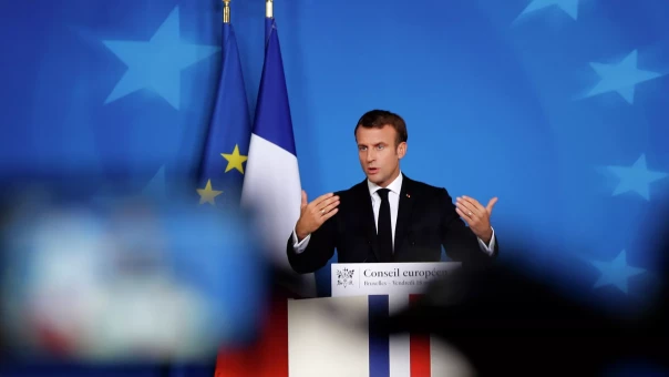 Express: французы думают о выходе из ЕС после провала Макрона на выборах