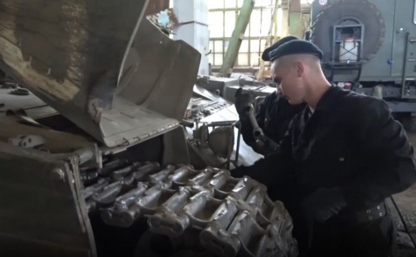 Минобороны РФ впервые показало кадры задействованных на Украине БМПТ "Терминатор"