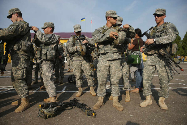 Зачем американцев просят срочно выехать с Украины