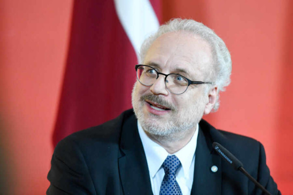 Президент Латвии призвал разобраться с нелояльными республике русскоязычными жителями