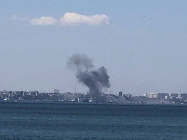 Украина обвинила Россию в ударе по хранилищам зерна в порту Одессы