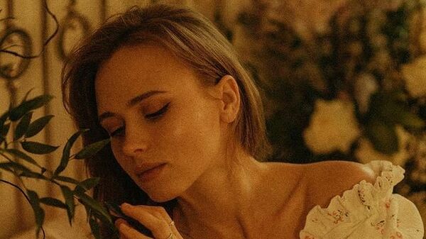 Звезда "Сватов" начала собирать деньги на украинскую армию