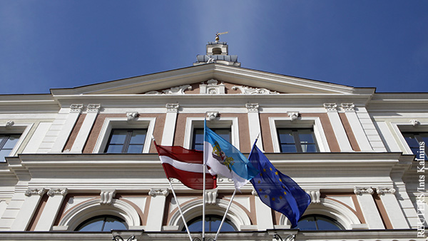 Рижская дума проголосовала за снос еще одного памятника советским воинам