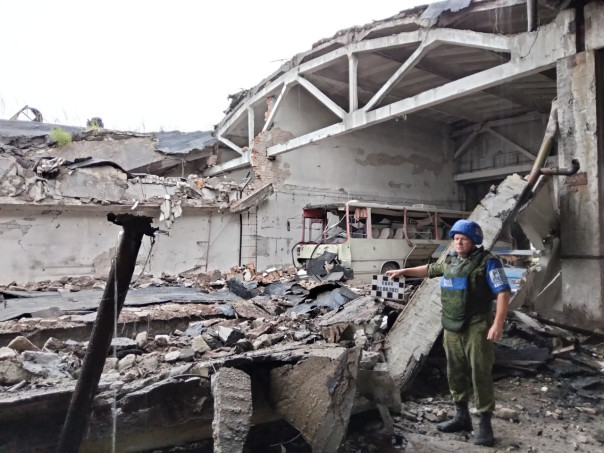 Укрофашисты обстреляли Стаханов и Первомайск в ЛНР из РСЗО HIMARS