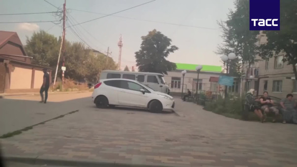 ФСБ предотвратила теракт в КЧР, готовившийся пособником "Правого сектора"* против военных