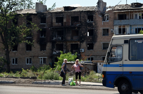 За минувшие сутки при обстрелах артиллерии ВСУ на территории ДНР погибли 4 мирных жителя, 7 человек ранены