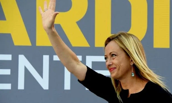 Либеральный Запад с ужасом ждёт прихода к власти итальянского Орбана в юбке...