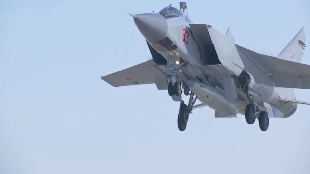 В Калининградскую область перебросили самолёты МиГ-31 с ракетами "Кинжал"