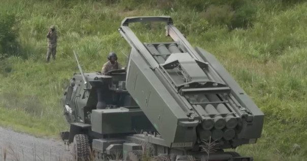 От Байдена сторонники поддержки киевского режима требуют поставок Украине дальнобойных ракет для поражения целей в Крыму