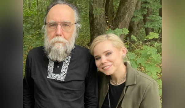 Почему Дугин?