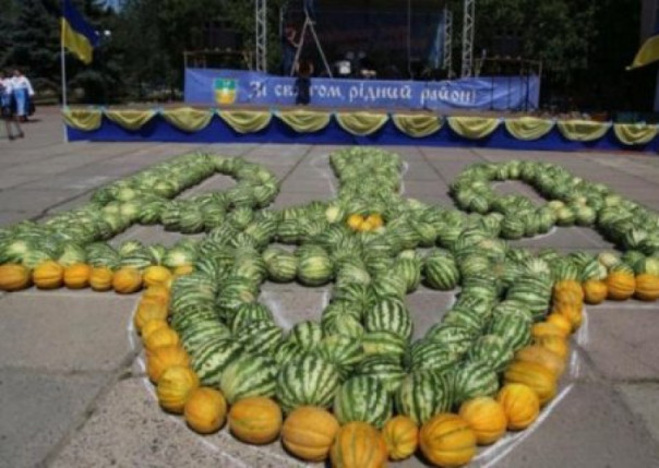 Не быть пародией на Украину