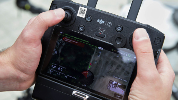 Разработана программа обучения операторов дронов | Разговор с конструктором дронов. Есть ли шанс у России?