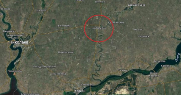 Укрофашисты ударили артиллерией по детской площадке в Снигиревке — погибли отец с сыном, еще один ребенок ранен