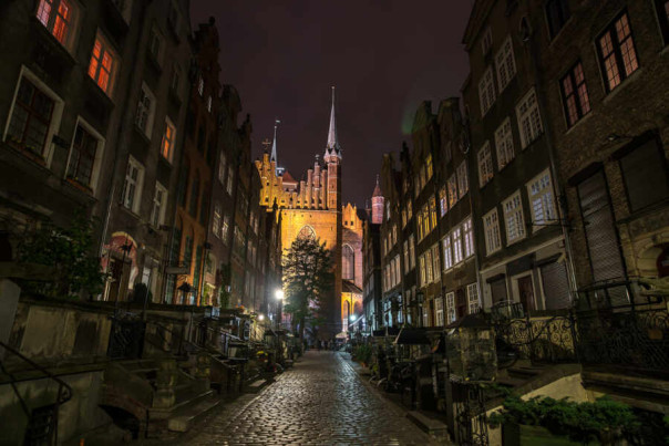 В польских регионах отключают уличное освещение из-за высокой стоимости энергии