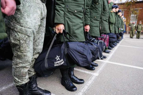 За призванными по частичной мобилизации россиянами сохранят рабочие места