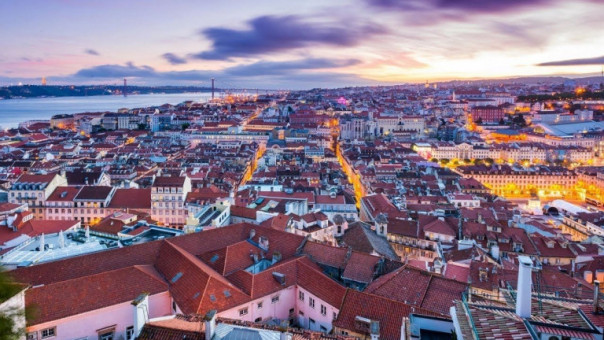 Украинские беженцы в Португалии жалуются на проблемы с жильём, отсутствие отопления и… русских