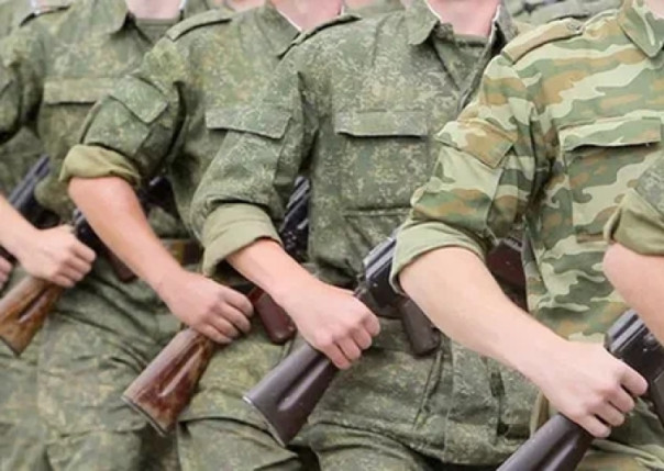 Путин упростил получение российского гражданства для иностранцев-контрактников