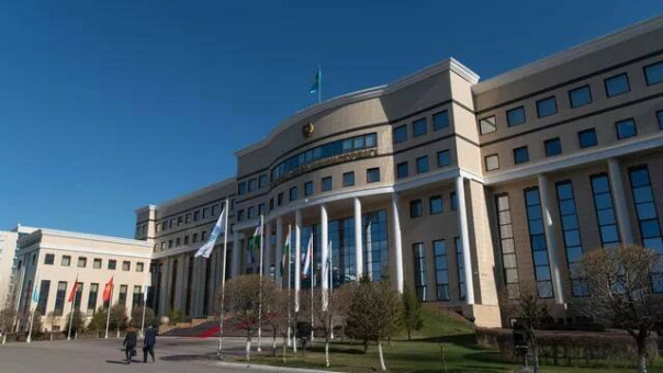 МИД Казахстана назвал разговор с послом России о ситуации с украинским дипломатом жестким
