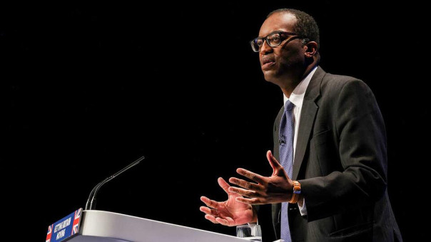 Глава Минфина Британии ушел в отставку, он проработал на посту 38 дней