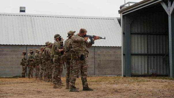 Евросоюз утвердил миссию по подготовке украинских боевиков