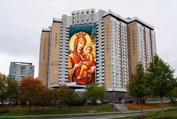 На охваченном русофобией Западе вдруг зазвучали другие голоса