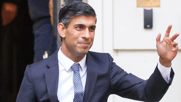 Первое, чем озаботился новый британский премьер, стала помощь Украине