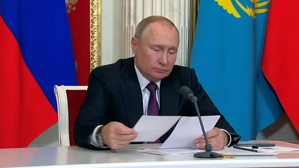 Путин заявил о кризисе международной торговли