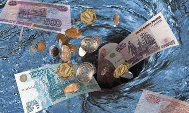 Из России продолжают уходить деньги, подпитывающие наших противников. Валентин Катасонов