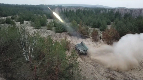 Россия резко увеличила производство танков и "Искандеров"