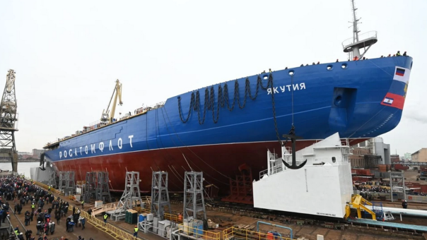 Спущен на воду новый атомный ледокол «Якутия»