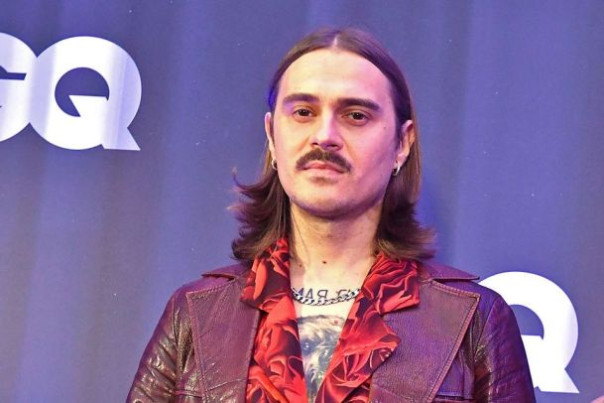 Сбежавший из России Илья Прусикин из Little Big жалуется на безденежье