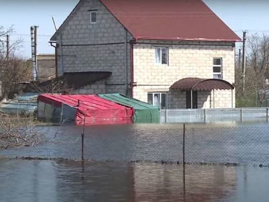 Украинские военные взорвали дамбу под Киевом и нанесли громадный ущерб местным жителям
