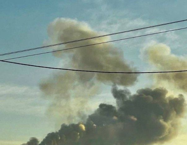 В украинских городах прогремели взрывы, начали отключать электроэнергию — уже сейчас есть задержки поездов