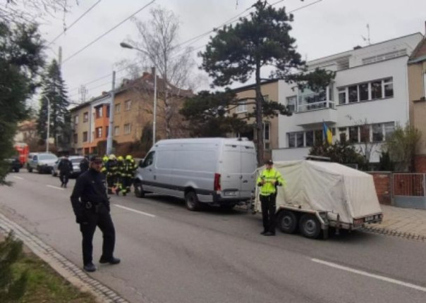 Шесть посольств Украины получили кровавые пакеты с глазами животных внутри