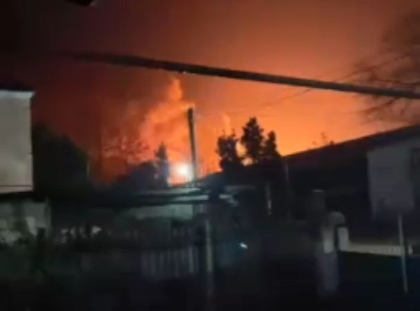 На территории воинской части, где распологались  мобилизованные в поселке Советский в Крыму произошёл пожар