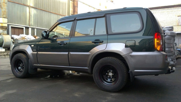 Если друг оказался вдруг...Украинец приехал в Литву за внедорожником для ВСУ. Покупка оказалась неудачной