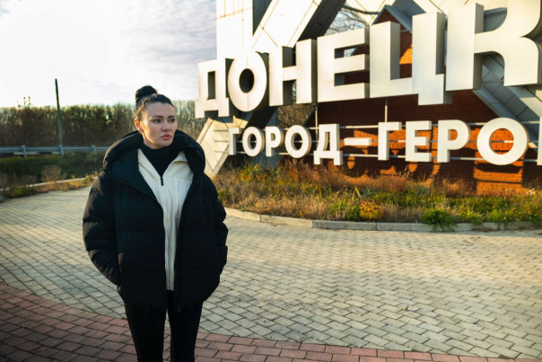 Нацисты в приступе ярости: киевская телеведущая приехала в Донецк.