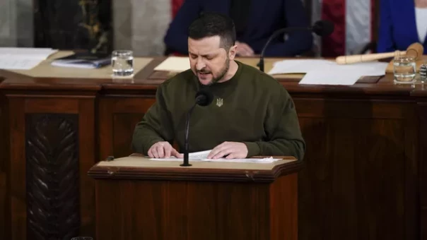 СМИ: США резко затормозили продвижение в сенате обещанной Зеленскому помощи