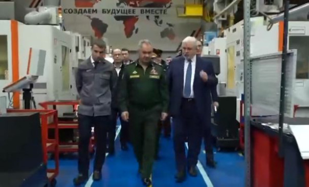 Сергей Шойгу прибыл в Ижевск для проверки выполнения гособоронзаказа