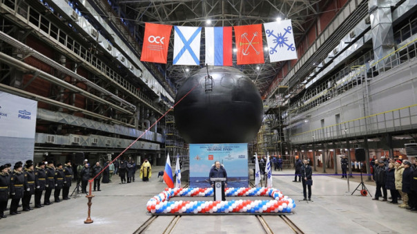 Самую тихую подлодку "Великие Луки" спустили на воду
