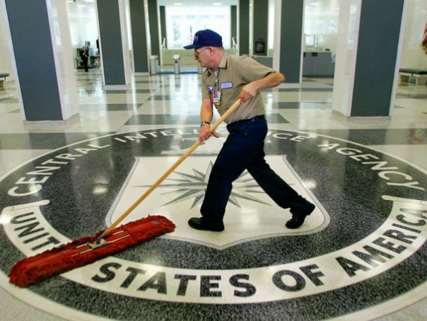 ЦРУ руководит диверсиями в России