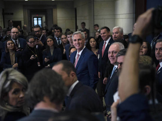 С 15-й попытки избрали спикера палаты представителей Конгресса США