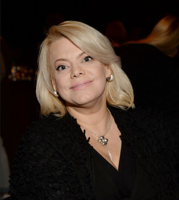 Яна Поплавская влезла в скандал с Артуром Смольяниновым