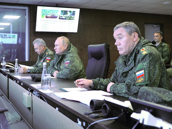 Песков переадресовал Минобороны вопрос о причинах перестановок в руководстве СВО | Коротченко назвал причины новых назначений руководства спецоперации