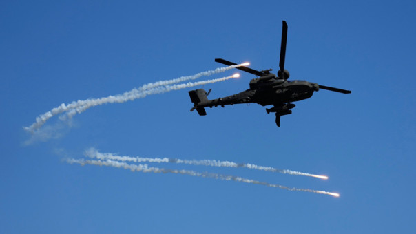 Кроме танков Лондон снабдит Киев боевыми вертолётами