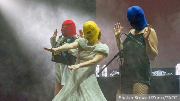 Почему Запад играет битыми картами