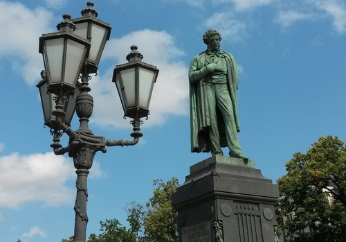 Верховная рада приняла закон «антиПушкин»