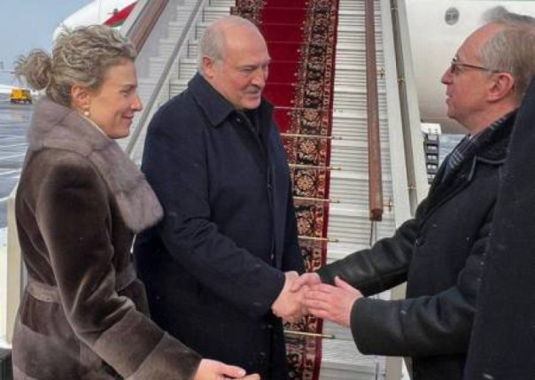 Лукашенко прибыл в Москву